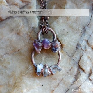 Přívěsek s křišťály a ametysty Dokážete komunikovat se svým nitrem a využívat v reálu svou vnitřní moudrost? Umíte...